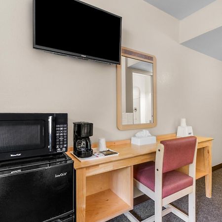 Americas Best Value Inn - Лейк Сити Экстерьер фото
