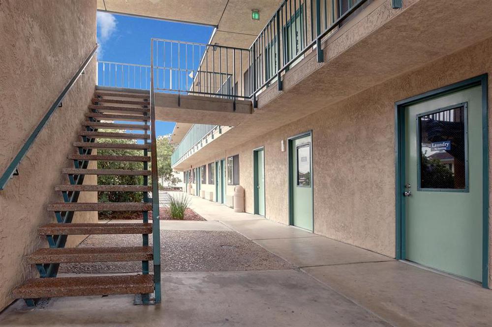 Americas Best Value Inn - Лейк Сити Экстерьер фото