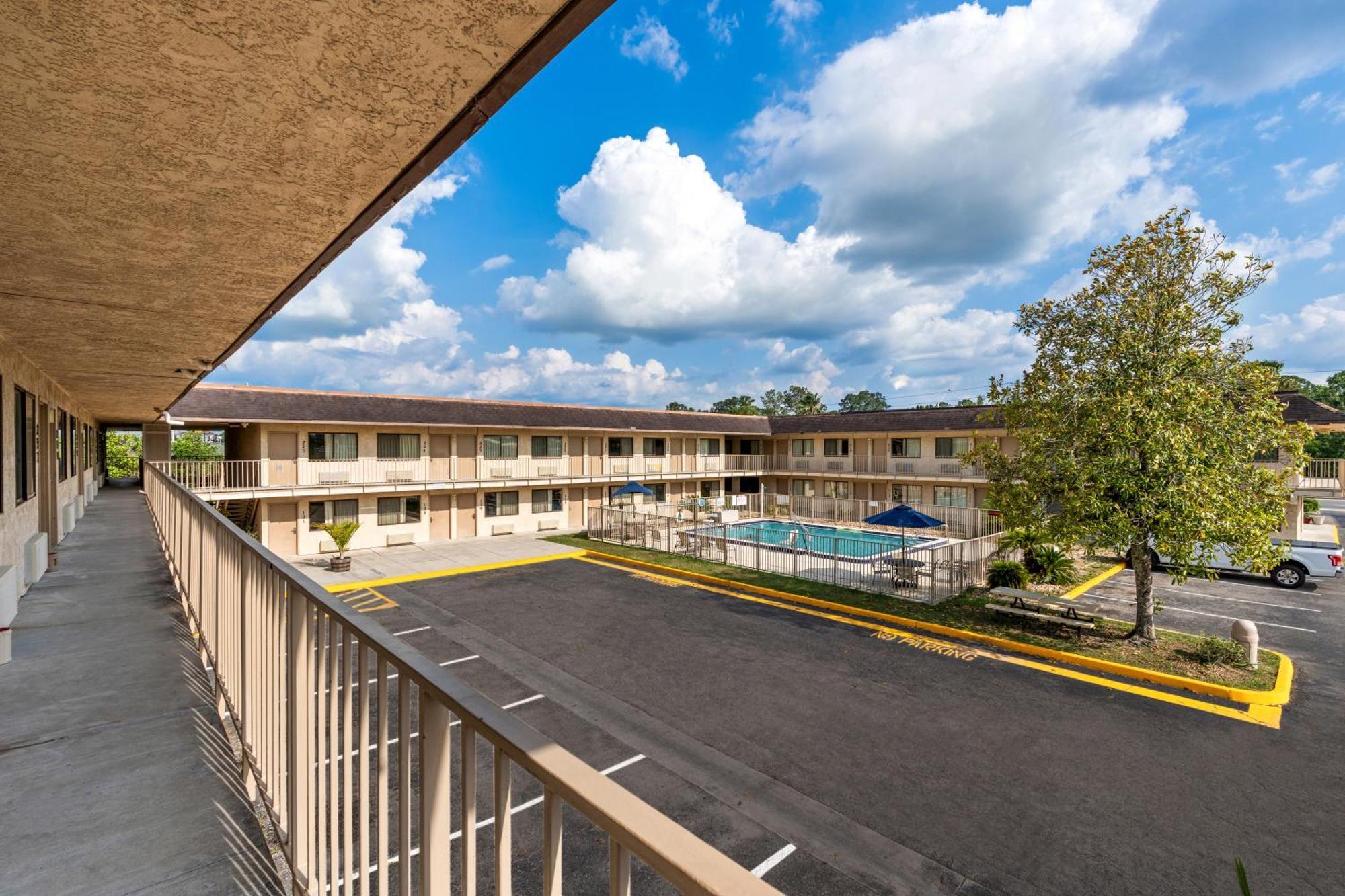 Americas Best Value Inn - Лейк Сити Экстерьер фото