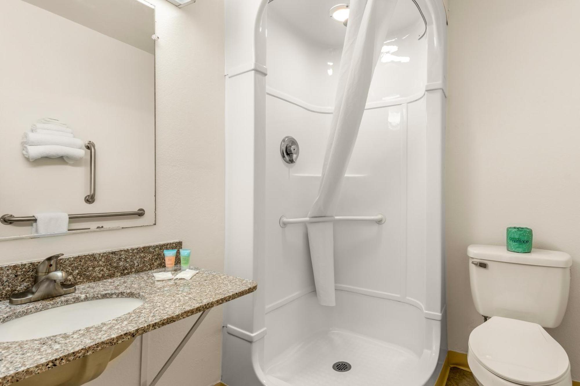 Americas Best Value Inn - Лейк Сити Экстерьер фото
