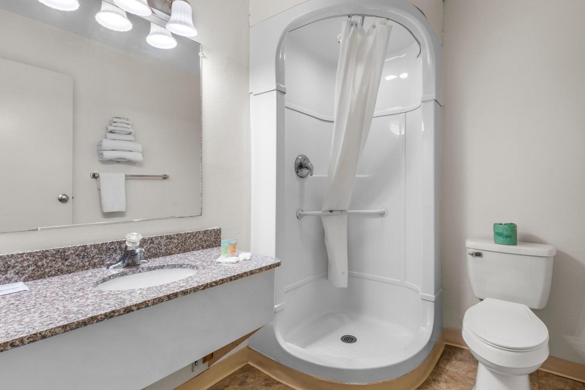 Americas Best Value Inn - Лейк Сити Экстерьер фото