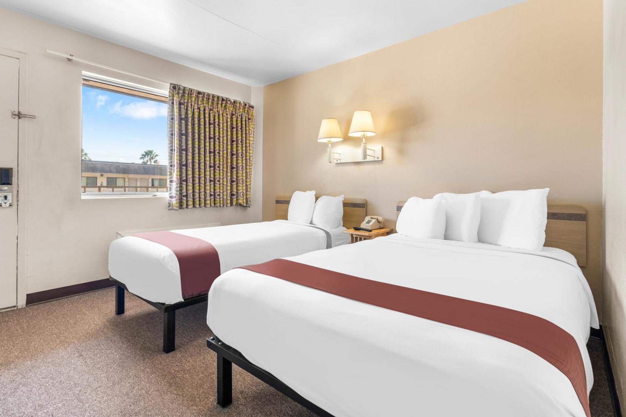 Americas Best Value Inn - Лейк Сити Экстерьер фото
